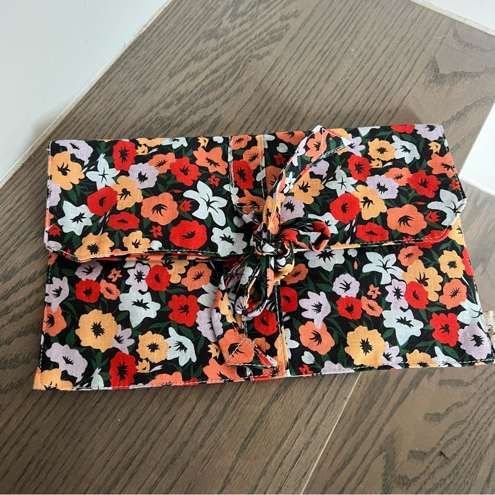 Agua Bendita Linen Travel Clutch Bag